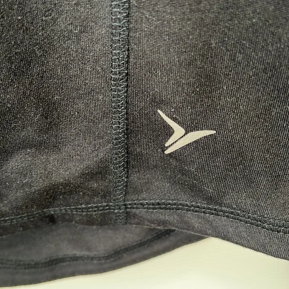 Old Navy Women’s Active Semi-Fitted 1/4 Zip Black Jacket. Size XS - Picture 6 of 8